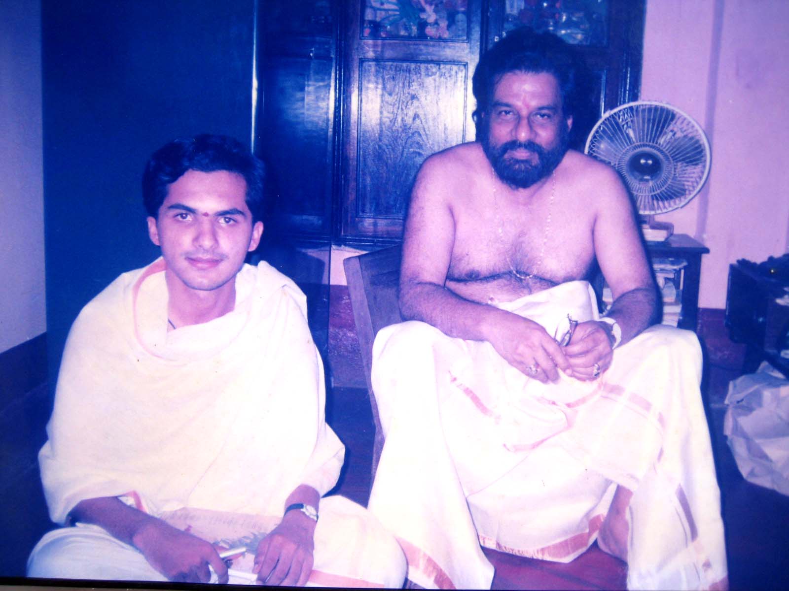 1-CHINMAYA M RAO WITH DR.K J YESUDAS-In 2002