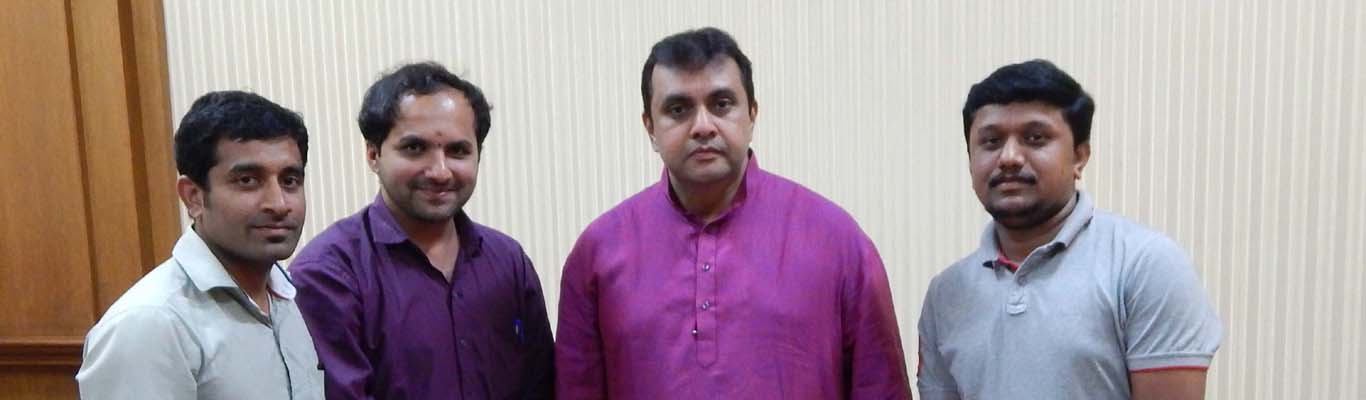 chinmaya-rao-of-kannada-times-magazine-interviewing-youth-minister-pramod-madhwaraj